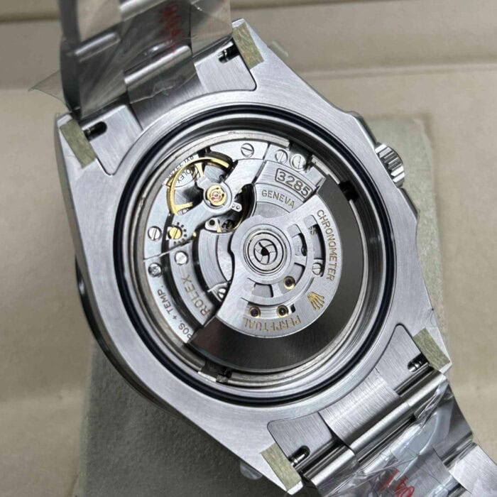 ロレックスコピー エクスプローラーII 226570 42mm クローン Cal.3285ムーブメント - 画像 (8)