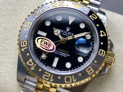 GMT126713GRNR偽物時計1