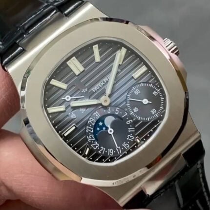 スーパーコピー パテック・フィリップ ノーチラス パワーリザーブ＆ムーン5712GR