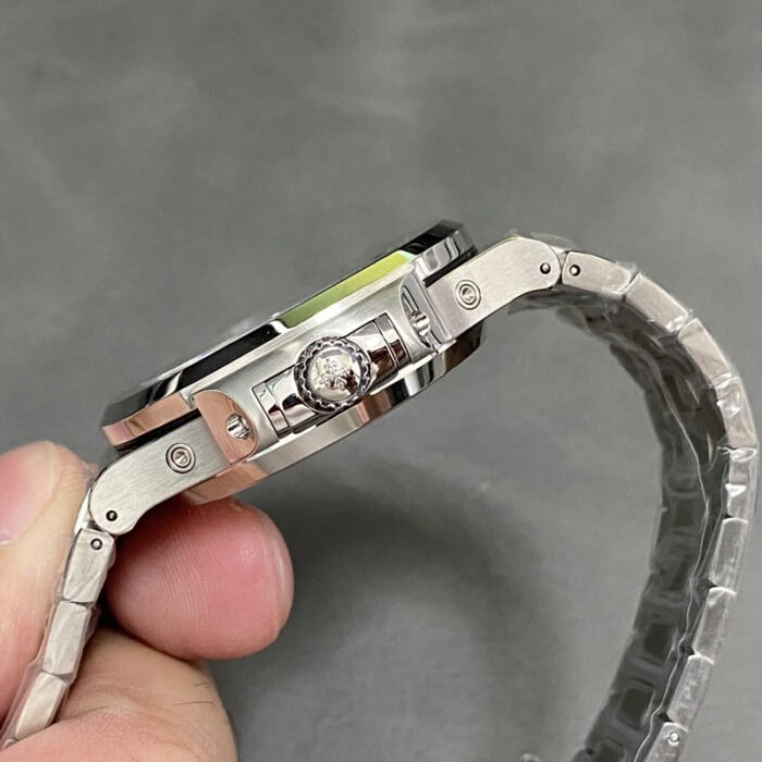 パテックフィリップ ノーチラスコピー 5740/1G-001 Cal.240Qムーブメント - 画像 (5)