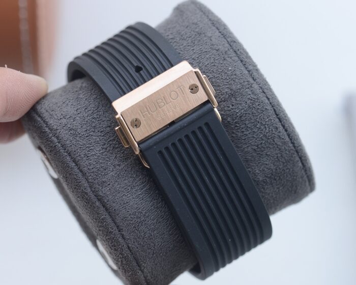 ウブロ時計コピービッグバン ウニコ ダイヤ46mm VKクォーツムーブメント日本製 - 画像 (8)