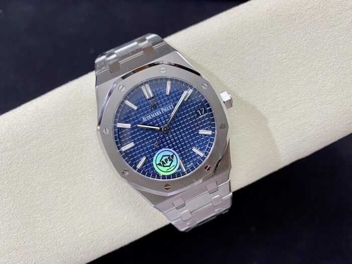 オーデマピゲスーパーコピー ロイヤルオーク４１ｍｍ 15500ST.OO.1220ST.01 - 画像 (5)