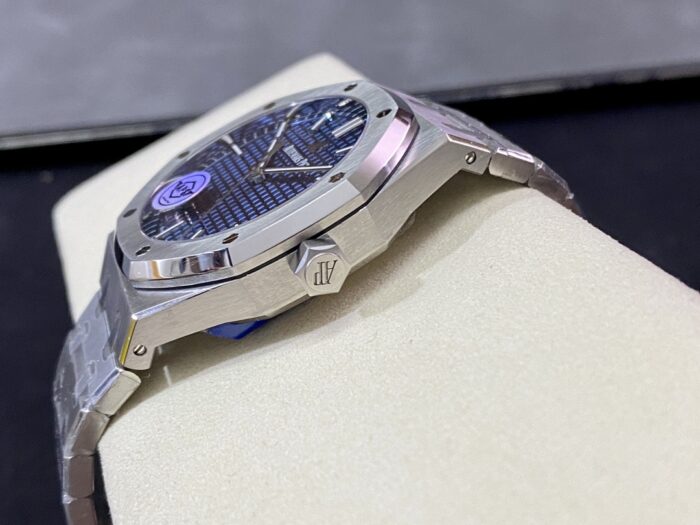 オーデマピゲスーパーコピー ロイヤルオーク４１ｍｍ 15500ST.OO.1220ST.01 - 画像 (7)