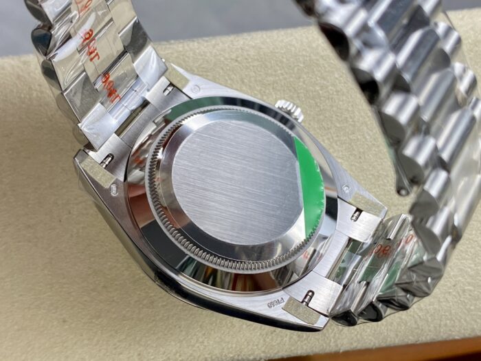 ロレックスコピーデイデイトm228236 0018 Swiss ETA社 2836-2 ムーブメント - 画像 (7)