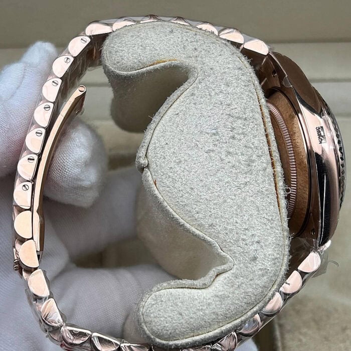 スーパーコピー時計ロレックスデイデイト40mm 228235 、クローンCal.3255ムーブメント - 画像 (10)