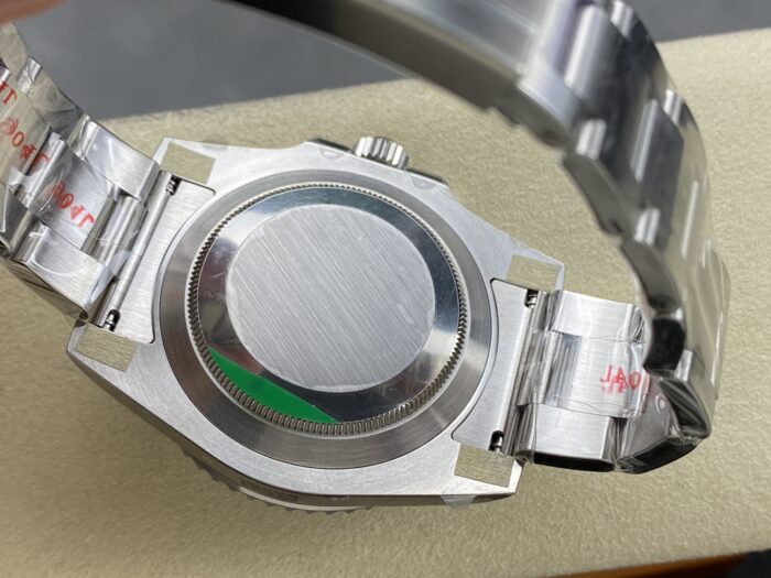 ロレックス サブマリーナーコピー116610LV Swiss ETA社2836-2ムーブメント - 画像 (8)