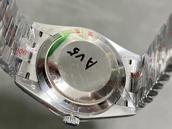 ロレックスレプリカデイデイトM228236 0003Swiss ETA社 2836-2 ムーブメント - 画像 (7)