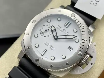 PAM02223コピー時計
