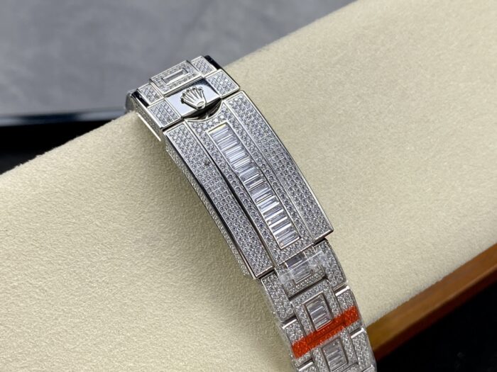 ロレックス GMT マスターコピー時計 AMG 126710BLRO 40mm ETA2836-2ムーブメント搭載 - 画像 (9)