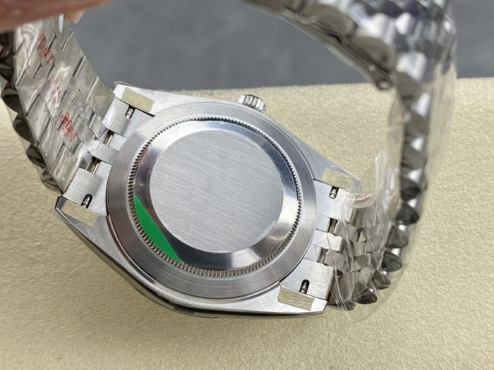 ロレックス デイトジャストコピー 126334-0010 41mm ホワイト文字盤 - 画像 (7)