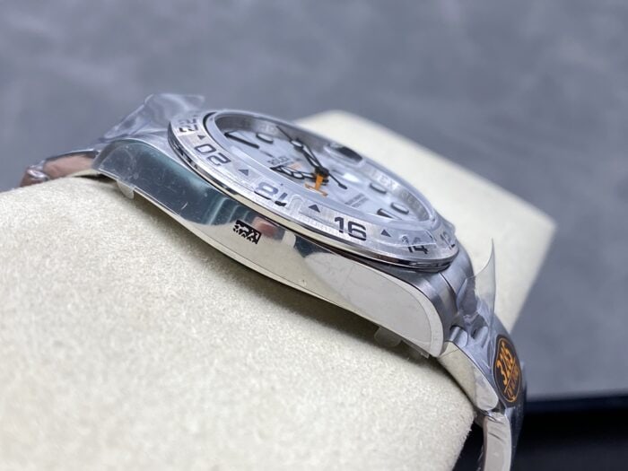 ロレックス エクスプローラー II m226570偽物時計白い文字盤 42MM SwissETA2836-2ムーブメントNOOB工場 - 画像 (4)
