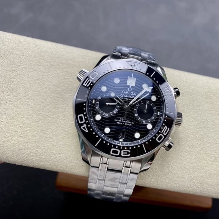 オメガシーマスターコピー300M 210.30.44.51.01.001cal.9900 ムーブメントVS工場 - 画像 (6)