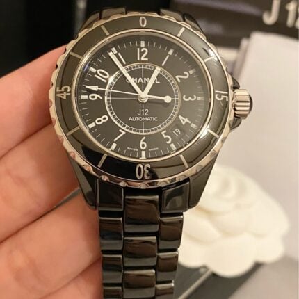 シャネルJ12偽物