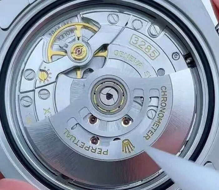 ロレックス GMTマスターIIコピー126710BLRO-0002 Cal.3285搭載RC工場製 - 画像 (10)
