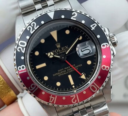 ロレックス GMTマスターコピー Ref.16750 黒×赤ベゼル Cal.3135ムーブメント1