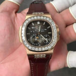 パテックフィリップコピーノーチラス5724R-001 18k砲金本物と同じ重量114g - 画像 (3)
