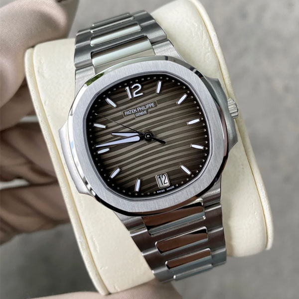 パテックフィリップノーチラス7188コピー2