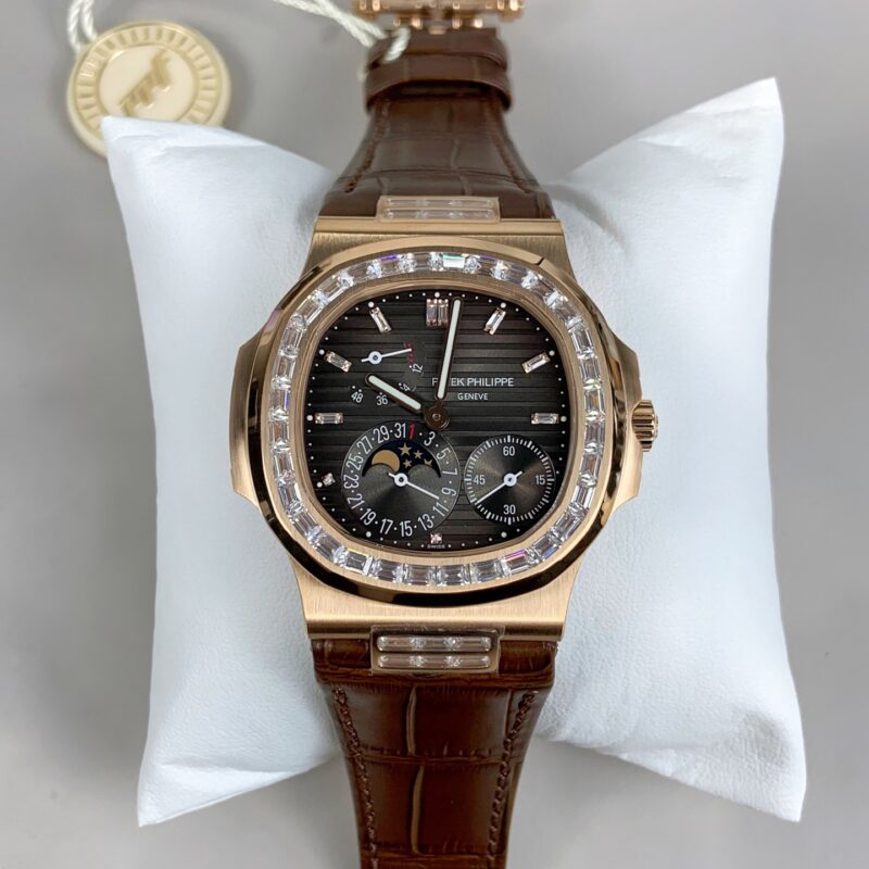 パテック・フィリップ ノーチラスコピー 5724R-001Cal.240自動巻き PPF工場製