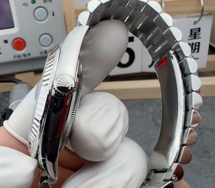 ロレックススーパーコピーデイデイト228236-0004 VS工場製加重版182g - 画像 (5)